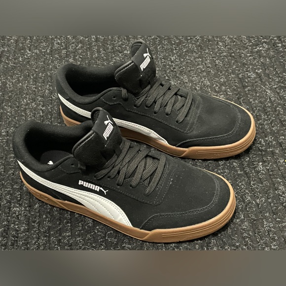 Puma Caracal Size 10 (9.5/10 condition) - Picture 2 of 9